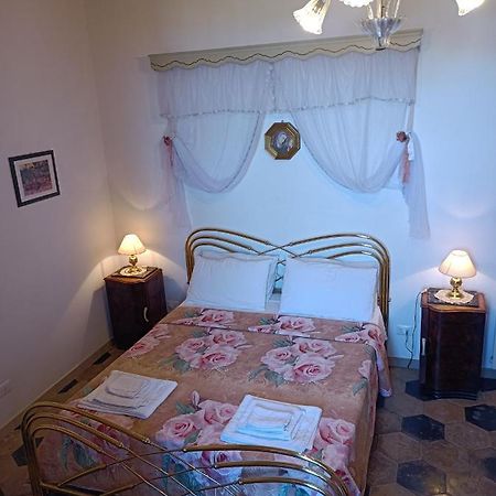 Angelina Antica Dimora Bed and Breakfast Terracina Eksteriør billede