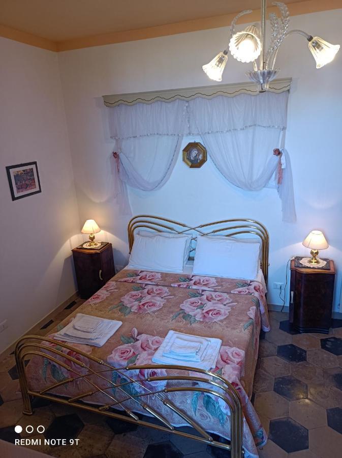Angelina Antica Dimora Bed and Breakfast Terracina Eksteriør billede
