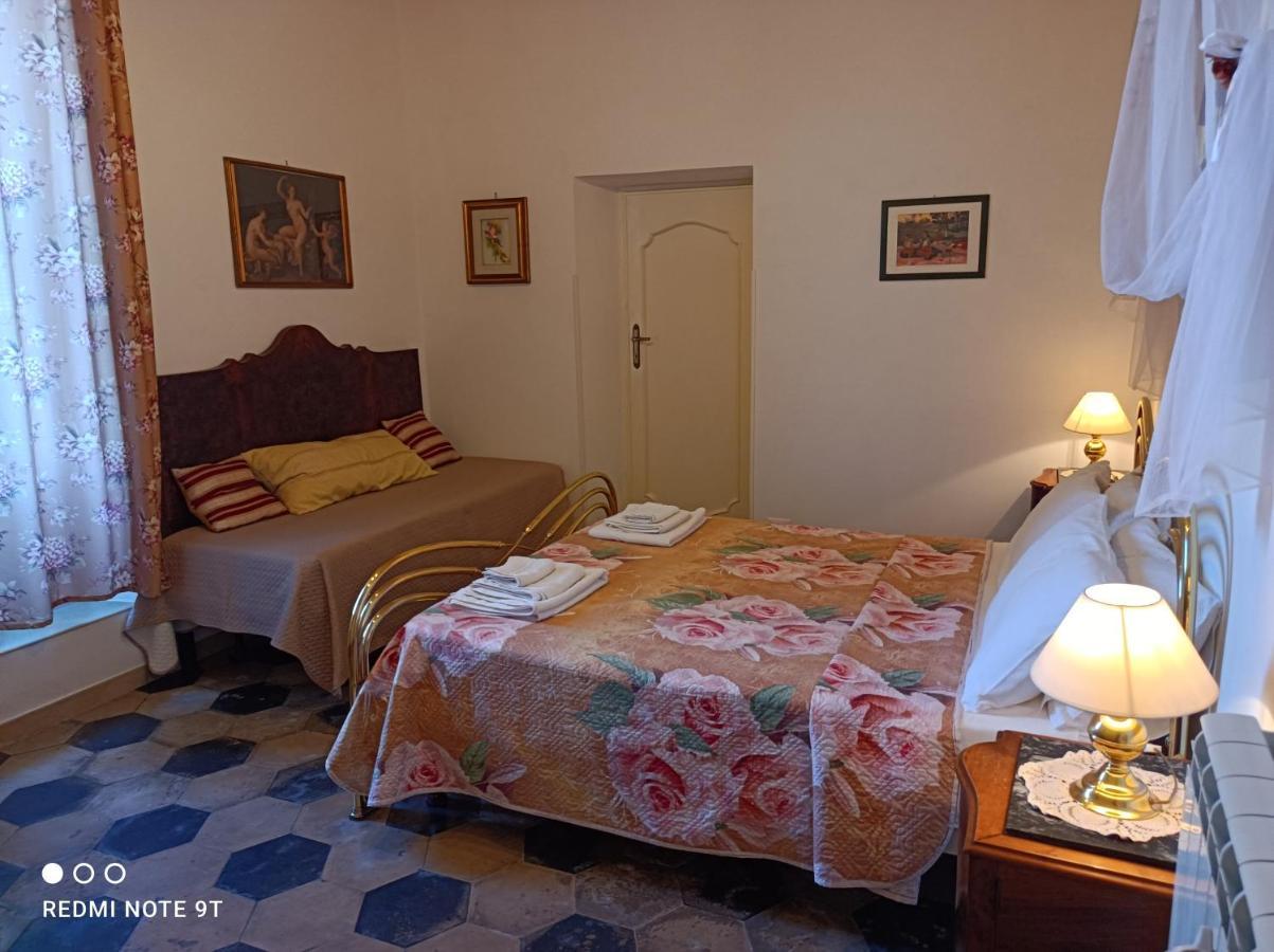 Angelina Antica Dimora Bed and Breakfast Terracina Eksteriør billede