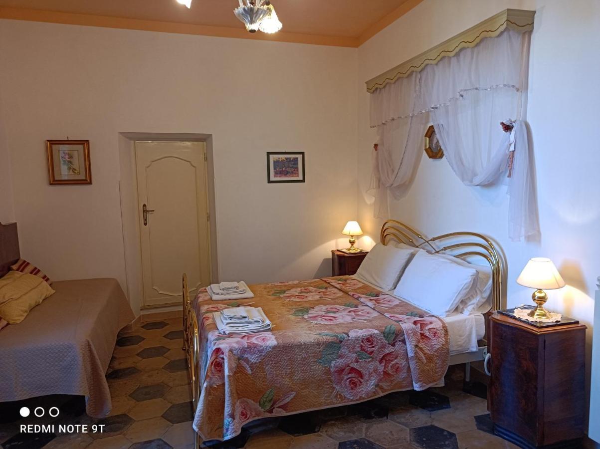 Angelina Antica Dimora Bed and Breakfast Terracina Eksteriør billede